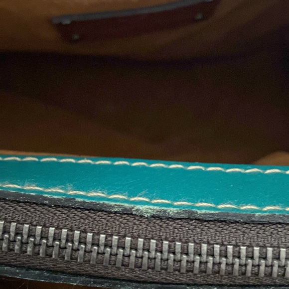 Patrica Nash never used has 2 sides with zipper compartment Teal straw bag - Picture 6 of 9